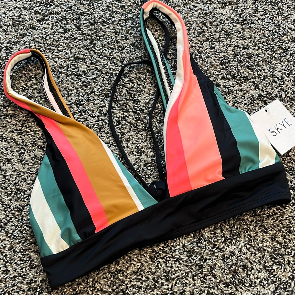 NWT Skye Isabella Striped Swim Top